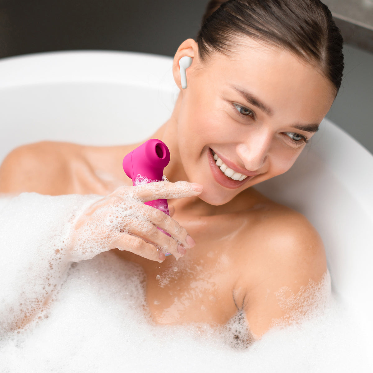 LOVENSE - Fizz – Dual-Head Clitoral Vibrator