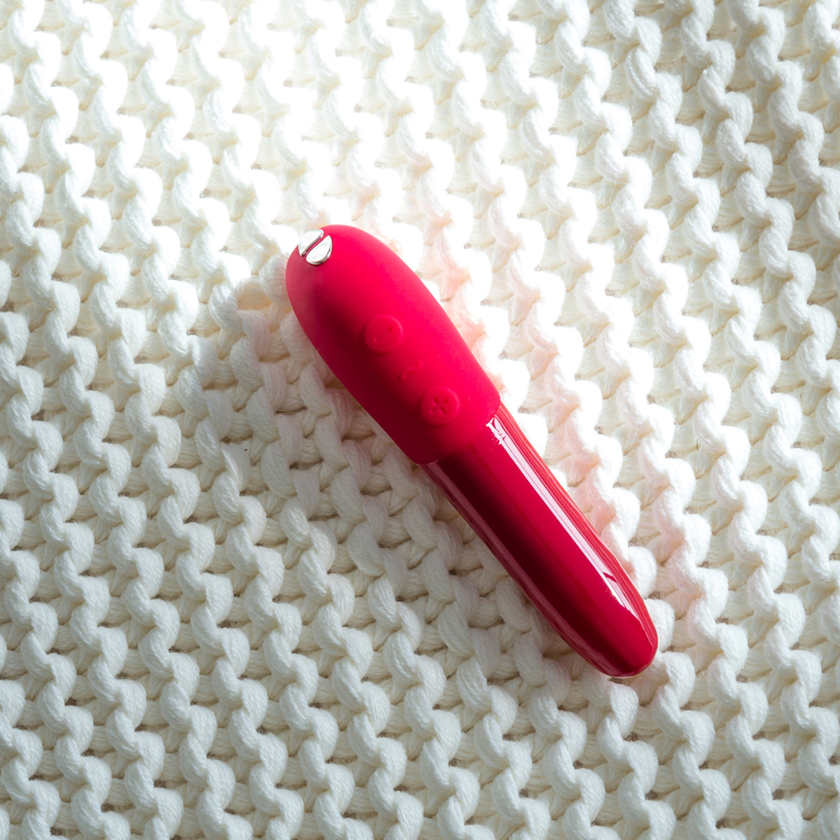 We-Vibe - Forever Favorites – Lay-On Vibrating Massager &amp; Bullet Vibrator Special Edition Set – Red/Coral